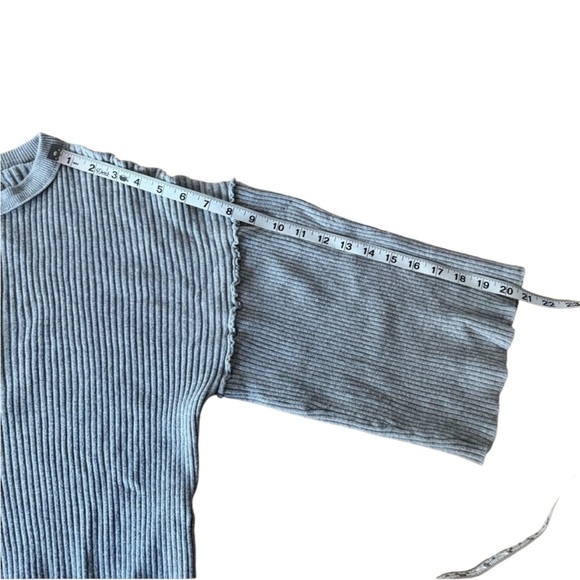 Urban Outfitters Small Henley Grey Sweater Crop Wide Sleeve Ribbed Pullover - Picture 8 of 9